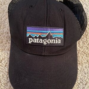 Patagonia Black Mesh Snapback Hat